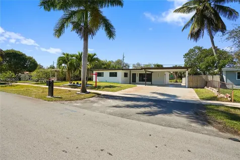 451 SW 38th Terrace Fort Lauderdale FL 33312
