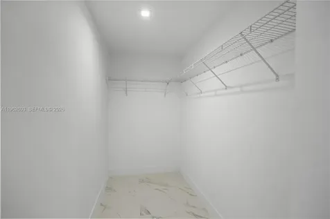 451 SW 38th Terrace Fort Lauderdale FL 33312