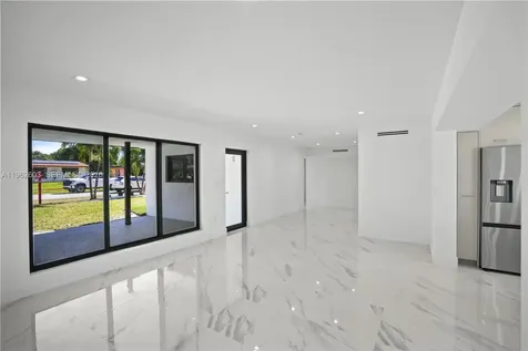 451 SW 38th Terrace Fort Lauderdale FL 33312