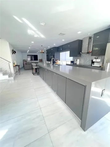 3340 SW 50th Street Hollywood FL 33312