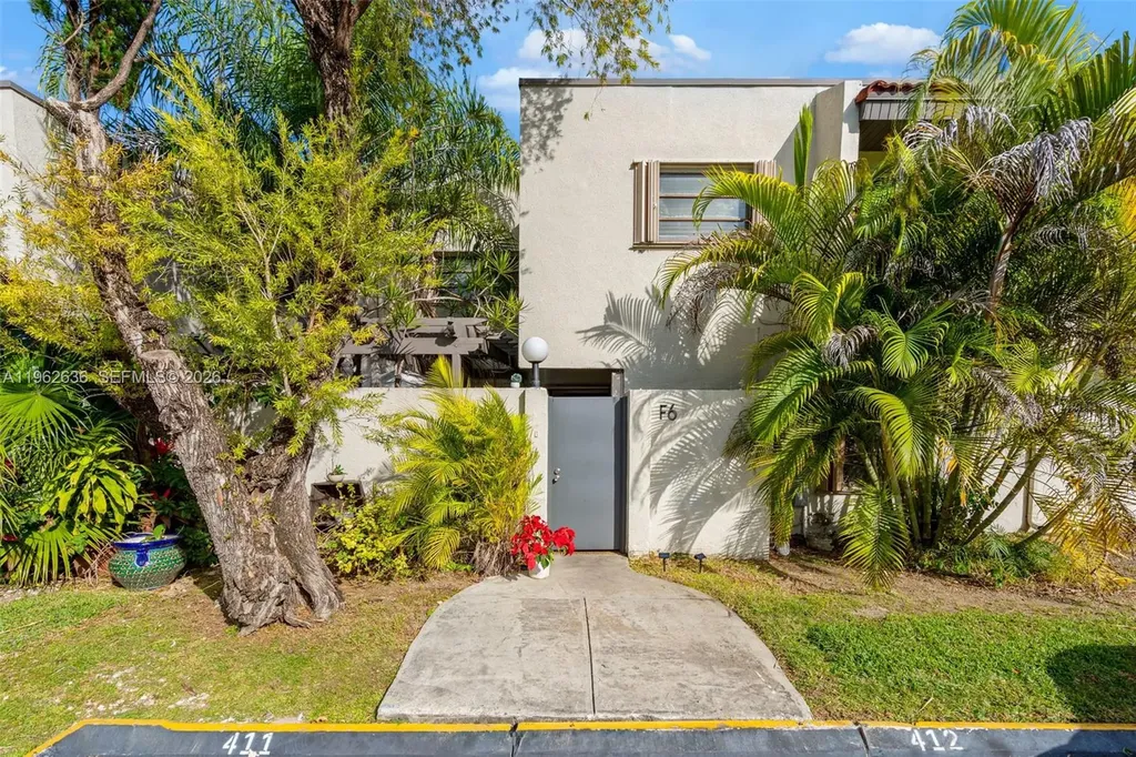 4726 SW 67th Avenue Miami FL 33155