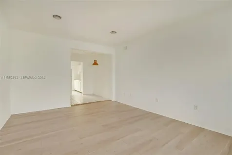 835 Meridian Avenue Miami Beach FL 33139
