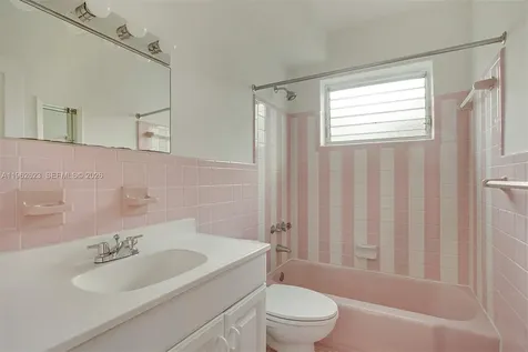 835 Meridian Avenue Miami Beach FL 33139