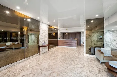 7135 Collins Miami Beach FL 33141
