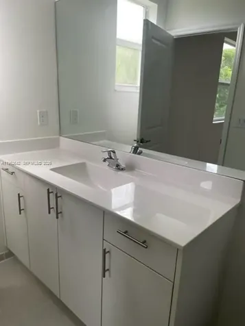 2632 SE 19 Homestead FL 33035