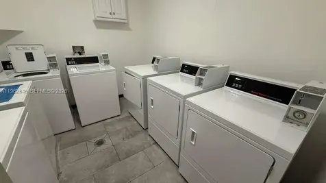 402 NW 12th Avenue Miami FL 33128