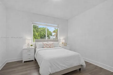 2900 SW 4th Street Miami FL 33135