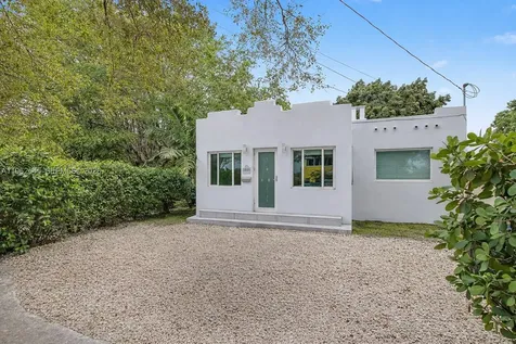 2900 SW 4th Street Miami FL 33135