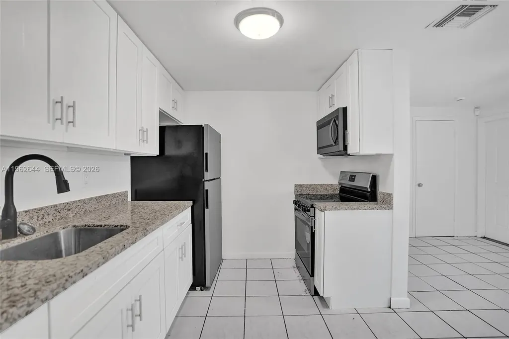 307 NW 11th Avenue Delray Beach FL 33444