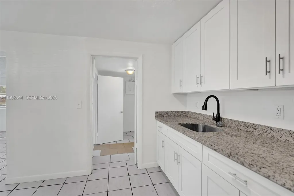 307 NW 11th Avenue Delray Beach FL 33444
