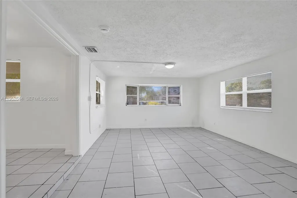 307 NW 11th Avenue Delray Beach FL 33444