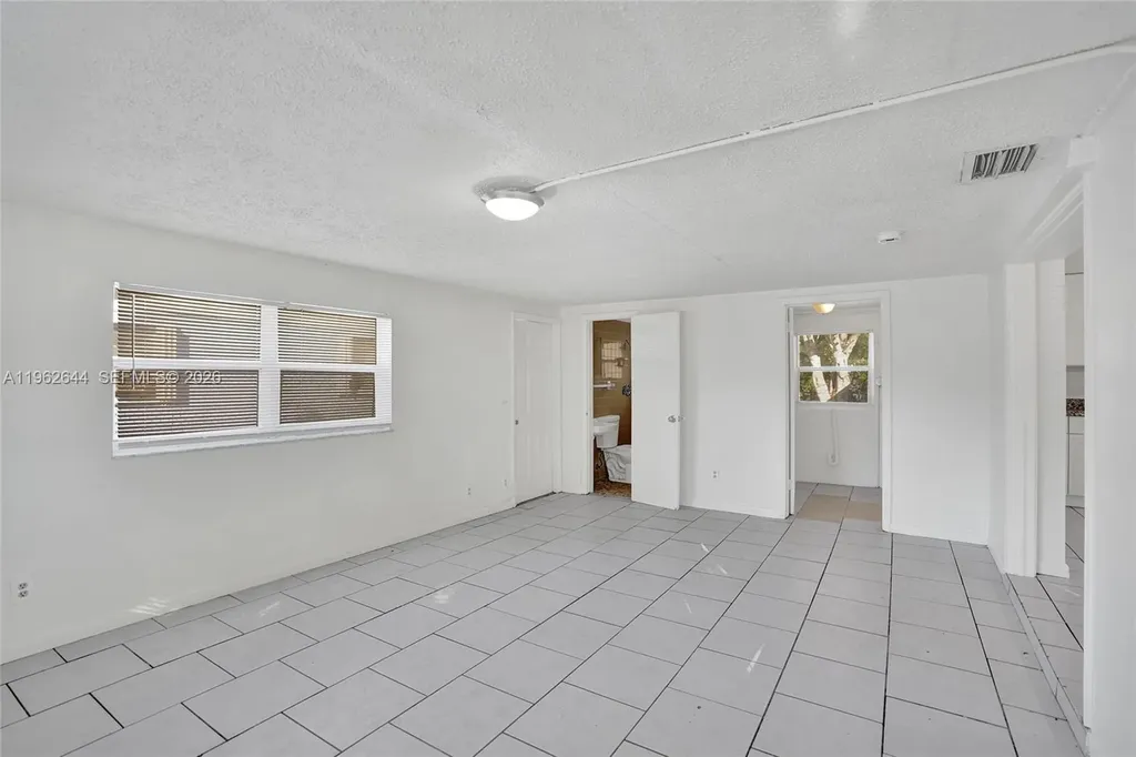 307 NW 11th Avenue Delray Beach FL 33444