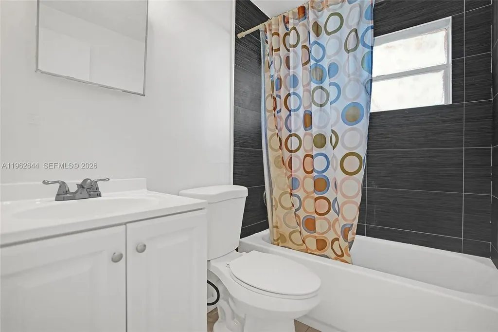 307 NW 11th Avenue Delray Beach FL 33444