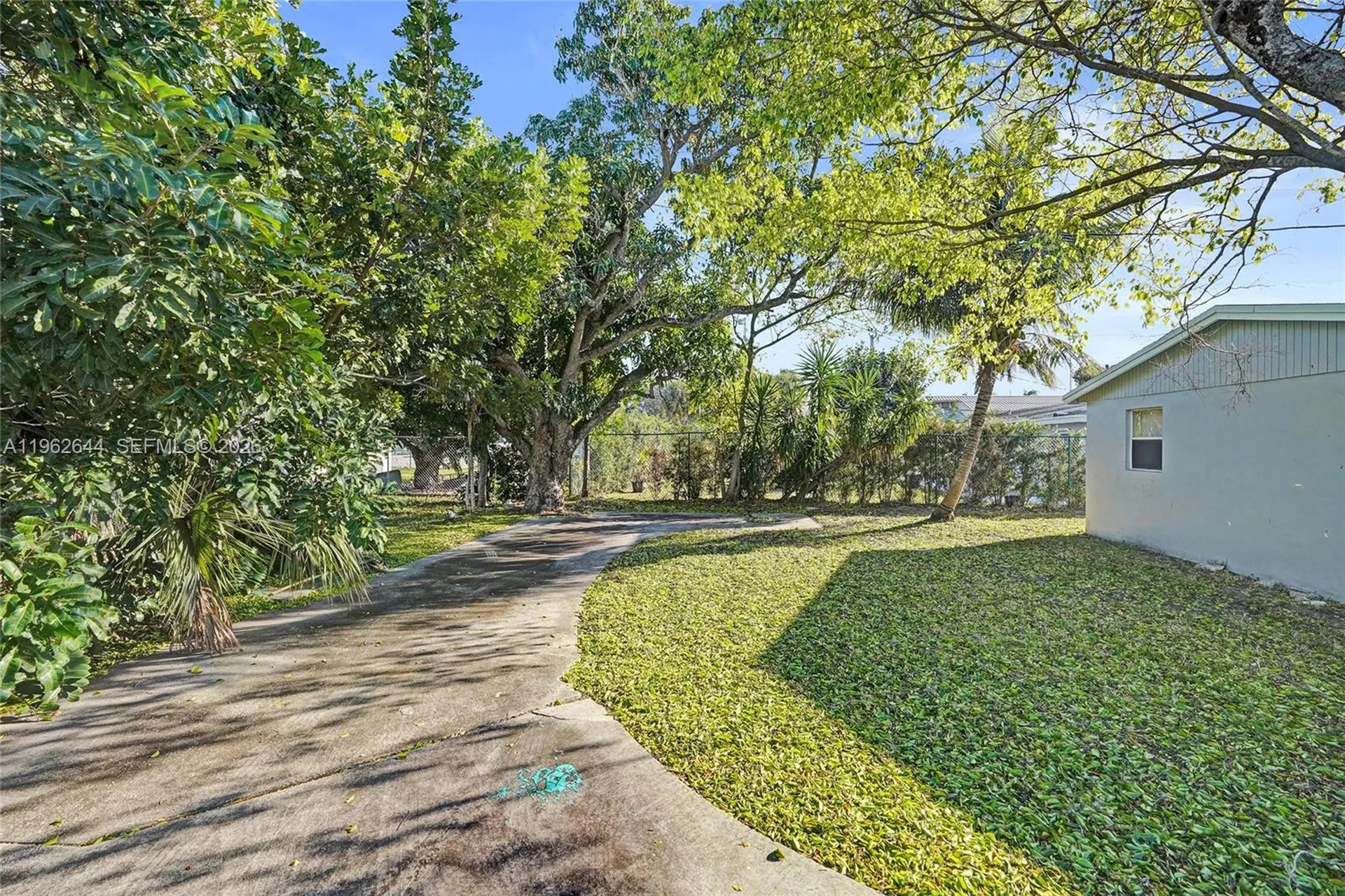 307 NW 11th Avenue Delray Beach FL 33444