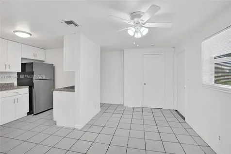 307 NW 11th Avenue Delray Beach FL 33444
