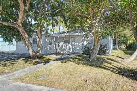 307 NW 11th Avenue Delray Beach FL 33444