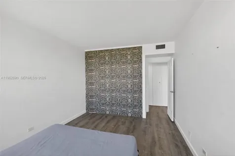 7441 Wayne Avenue Miami Beach FL 33141