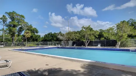 7441 Wayne Avenue Miami Beach FL 33141