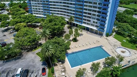 7441 Wayne Avenue Miami Beach FL 33141