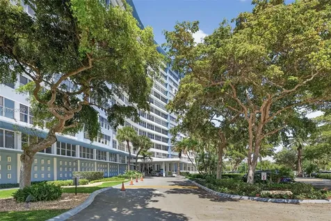 7441 Wayne Avenue Miami Beach FL 33141