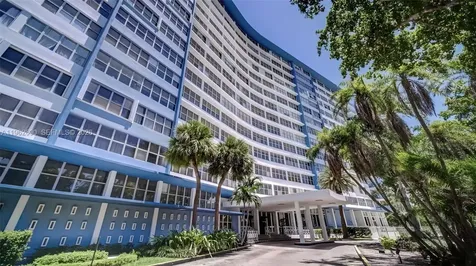 7441 Wayne Avenue Miami Beach FL 33141