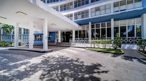 7441 Wayne Avenue Miami Beach FL 33141