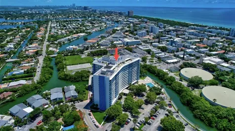 7441 Wayne Avenue Miami Beach FL 33141