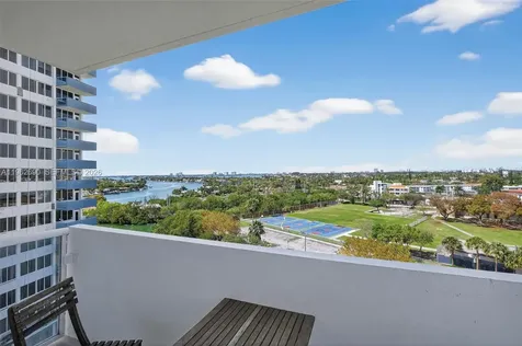 7441 Wayne Avenue Miami Beach FL 33141