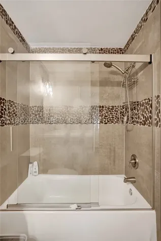 2260 W Discovery Circle W Deerfield Beach FL 33442
