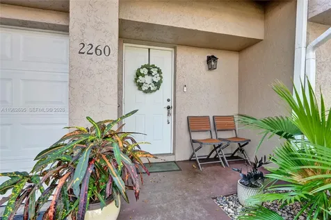 2260 W Discovery Circle W Deerfield Beach FL 33442