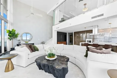 1100 Biscayne Boulevard Miami FL 33132