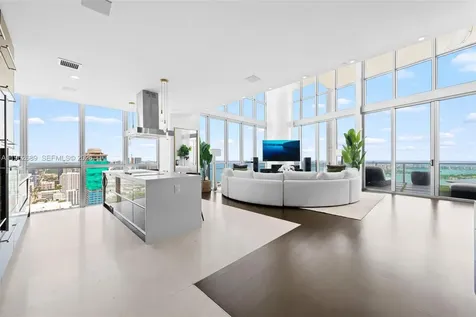 1100 Biscayne Boulevard Miami FL 33132