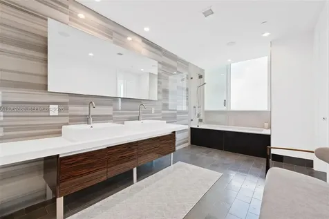 1100 Biscayne Boulevard Miami FL 33132