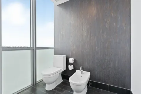 1100 Biscayne Boulevard Miami FL 33132