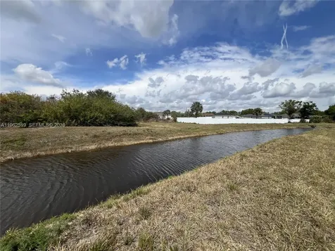 1913 Roderick Lane Lehigh Acres FL 33972