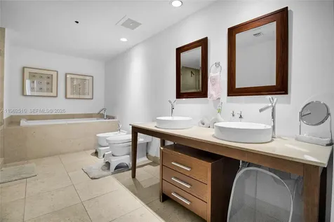 465 Brickell Avenue Miami FL 33131