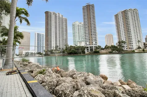 465 Brickell Avenue Miami FL 33131