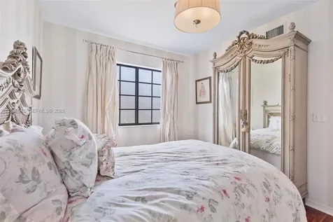 4883 Pga Boulevard Palm Beach Gardens FL 33418