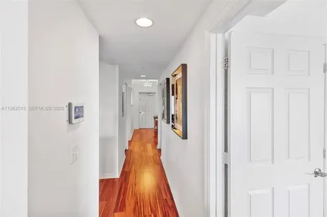 4883 Pga Boulevard Palm Beach Gardens FL 33418