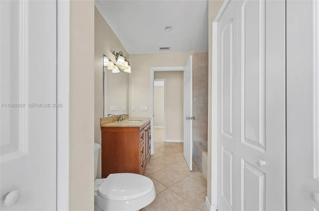 2605 NW 98th Lane Coral Springs FL 33065