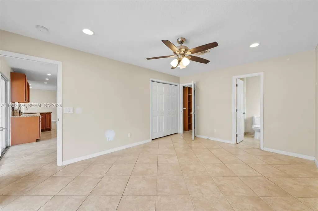 2605 NW 98th Lane Coral Springs FL 33065