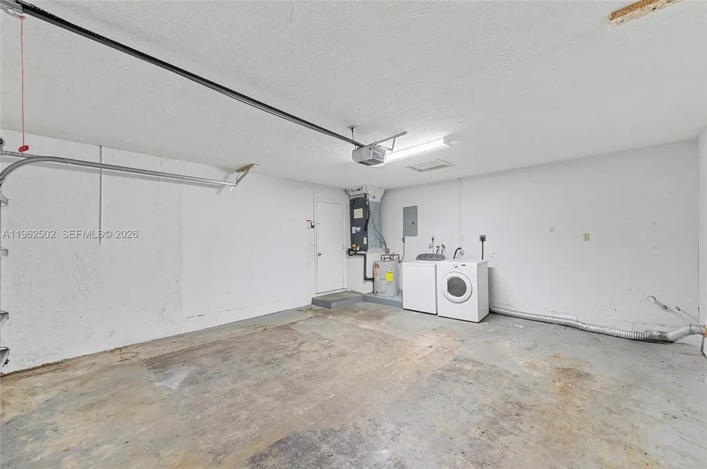 2605 NW 98th Lane Coral Springs FL 33065