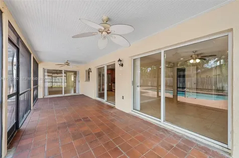 2605 NW 98th Lane Coral Springs FL 33065