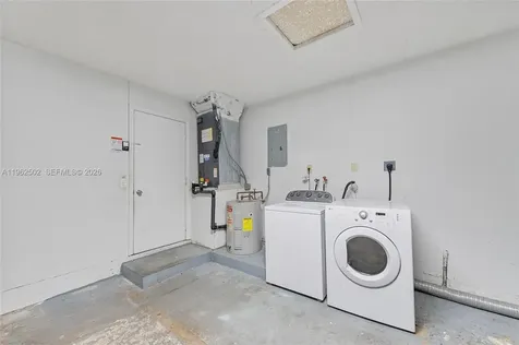 2605 NW 98th Lane Coral Springs FL 33065