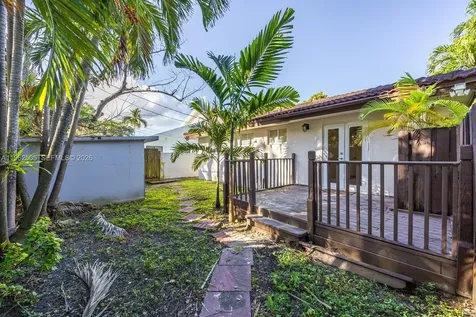 4400 SW 9th Lane Miami FL 33134