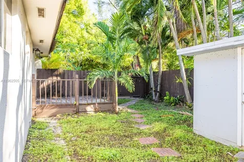 4400 SW 9th Lane Miami FL 33134