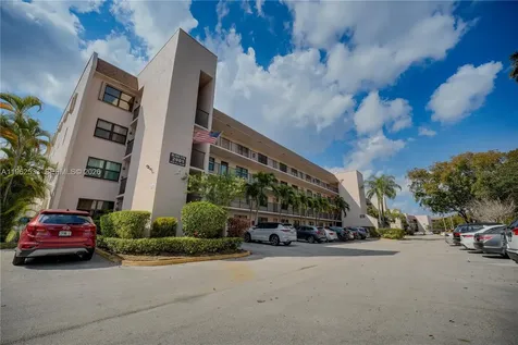 2901 N Nob Hill Road Sunrise FL 33322
