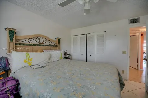 2901 N Nob Hill Road Sunrise FL 33322