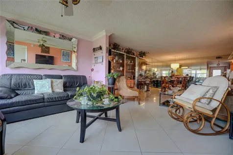2901 N Nob Hill Road Sunrise FL 33322