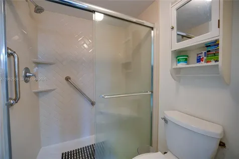2901 N Nob Hill Road Sunrise FL 33322